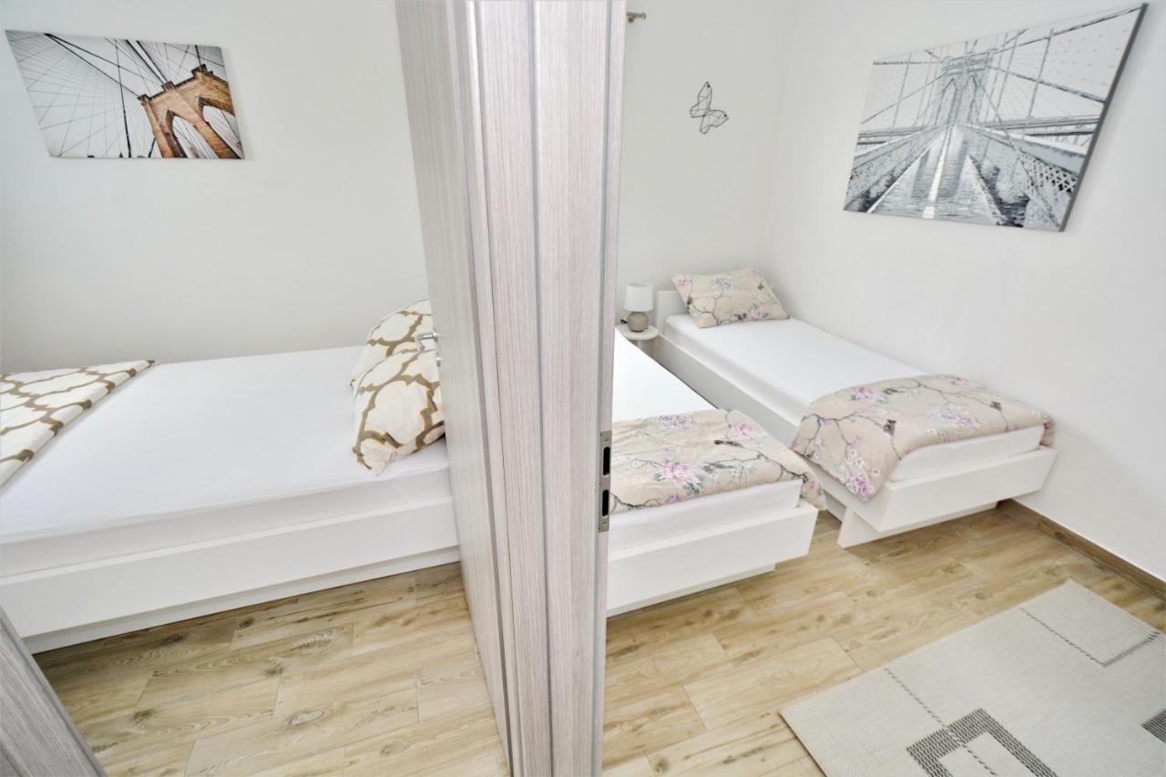 Holiday Home Paulin Obrovac Esterno foto